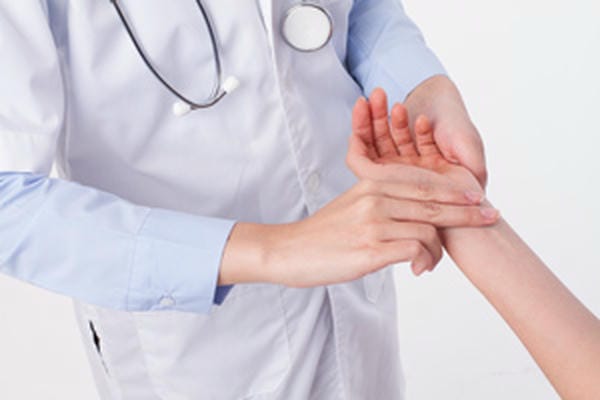 急性盆腔炎不能吃什么：急性盆腔炎的病因